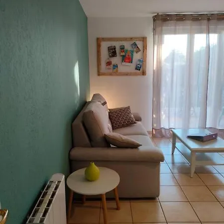 En Rez-de-chaussee Et Terrasse Sans Vis A Vis Apartment Canet-en-Roussillon